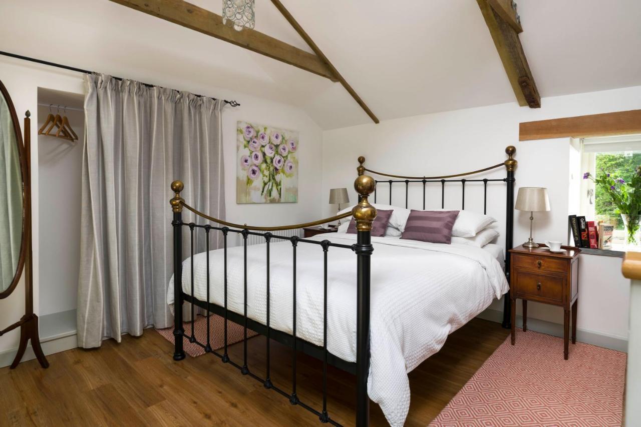 Red River Stables - Peaceful, Beautiful Grounds, Swimming Pool, Central Location For West Cornwall Camborne Exterior foto