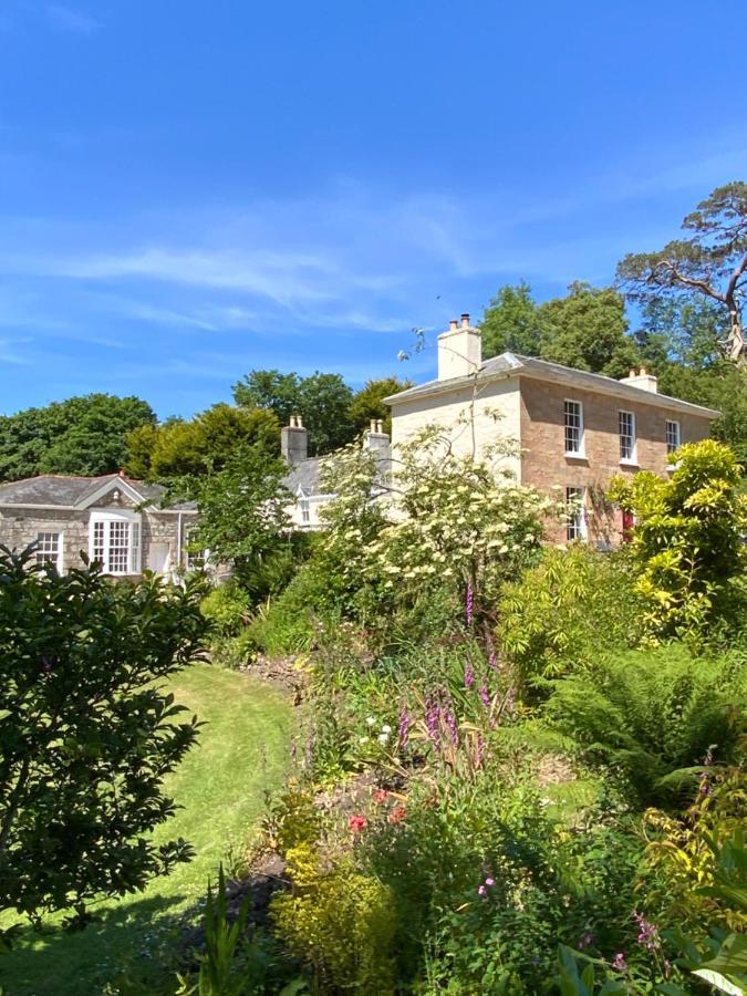 Red River Stables - Peaceful, Beautiful Grounds, Swimming Pool, Central Location For West Cornwall Camborne Exterior foto